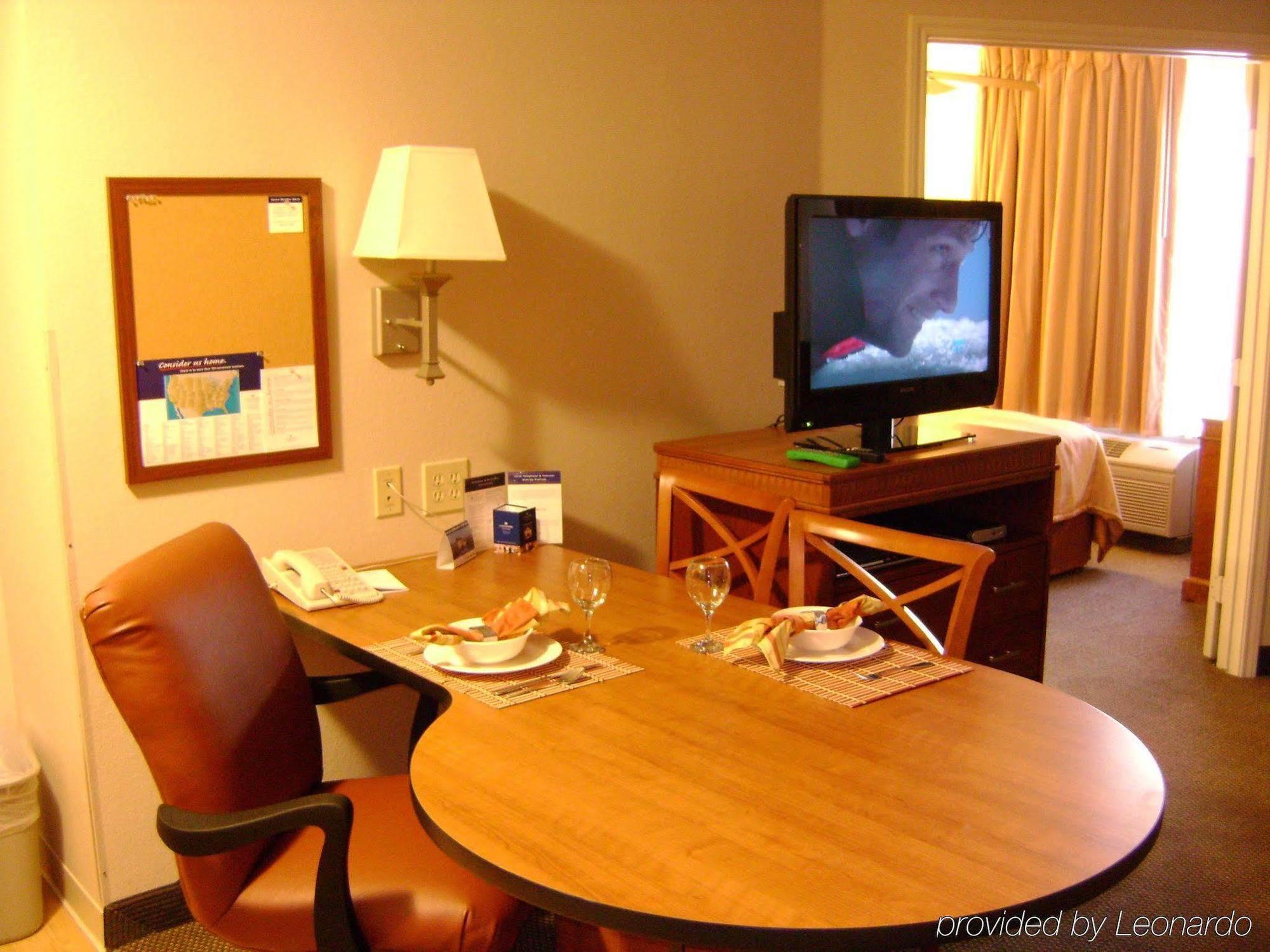 Candlewood Suites Dallas Market Center-Love Field By Ihg Exterior foto